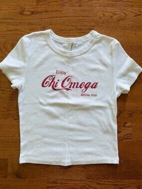 Chi Omega XO Baby T Shirt Top Short Sleeve Women Tee M Crew Coca-Cola White Red